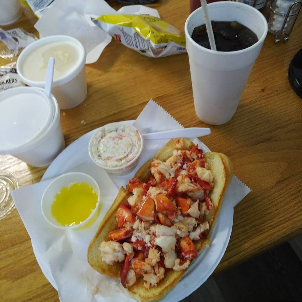 Dougs Seafood | restaurant | 3411 Bonita Beach Rd SW, Bonita Springs, FL 34134, USA | 2393195702 OR +1 239-319-5702