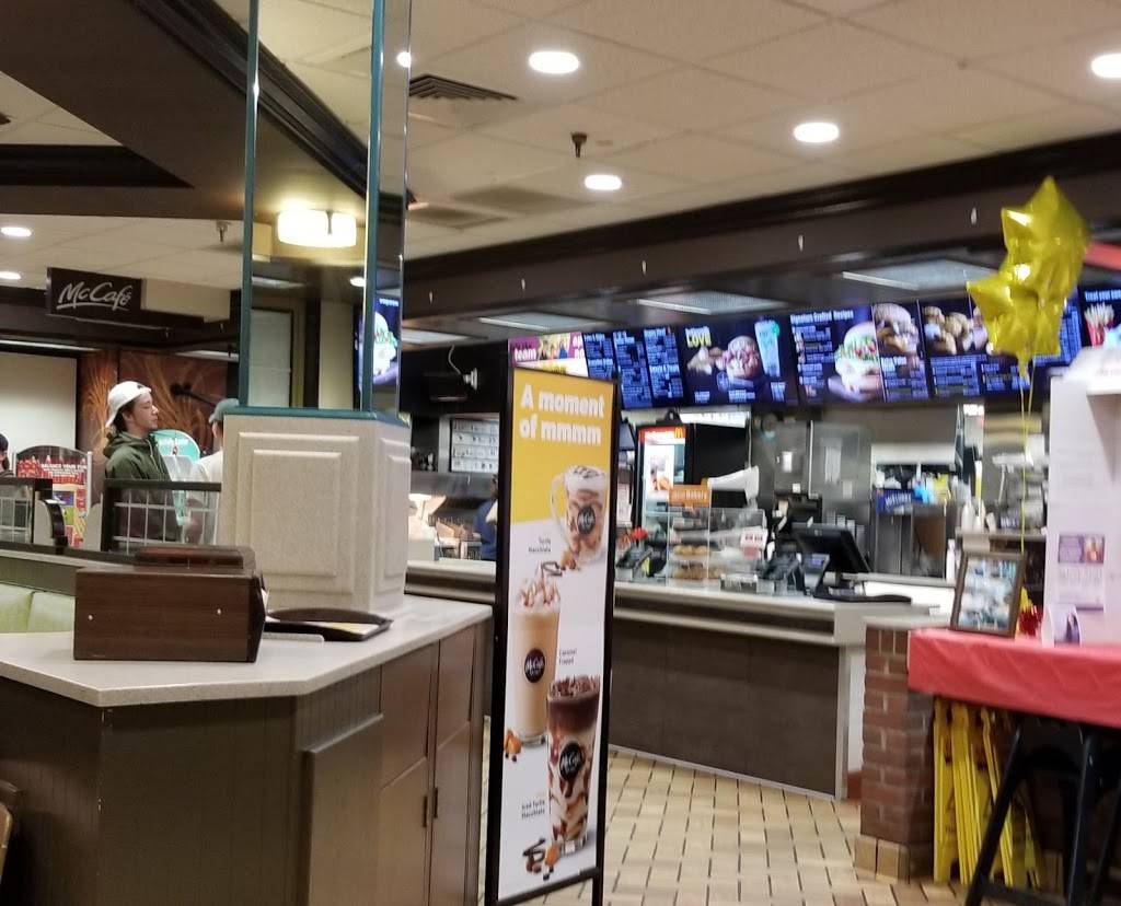 McDonalds | cafe | 90 S N Main St, Concord, NH 03301, USA | 6032249819 OR +1 603-224-9819