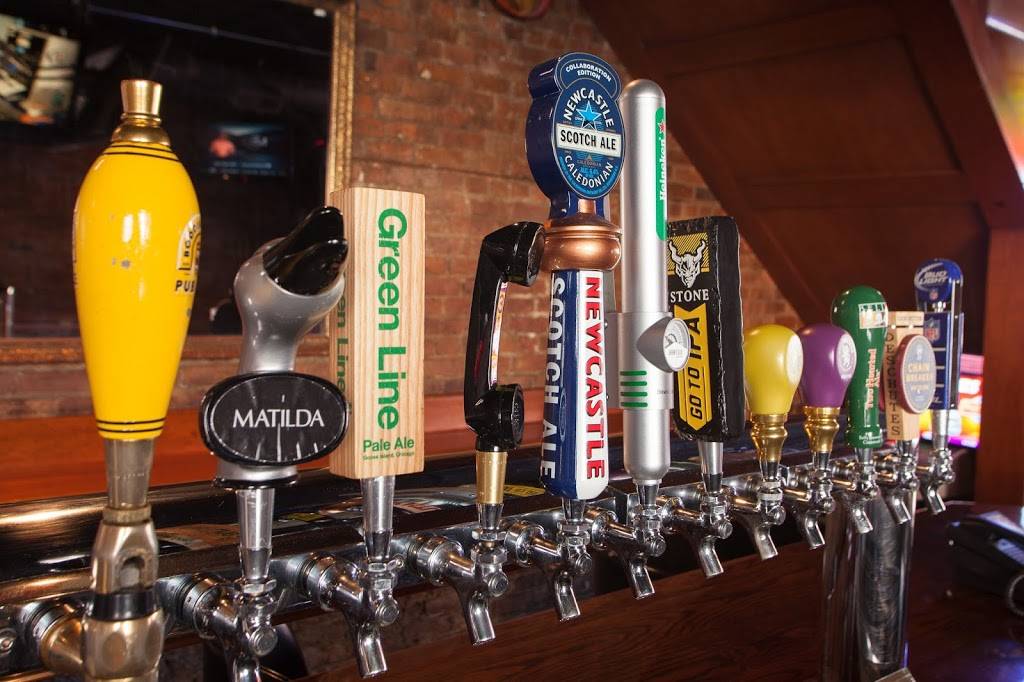 Burton Place | restaurant | 1447 N Wells St, Chicago, IL 60610, USA | 3126644699 OR +1 312-664-4699