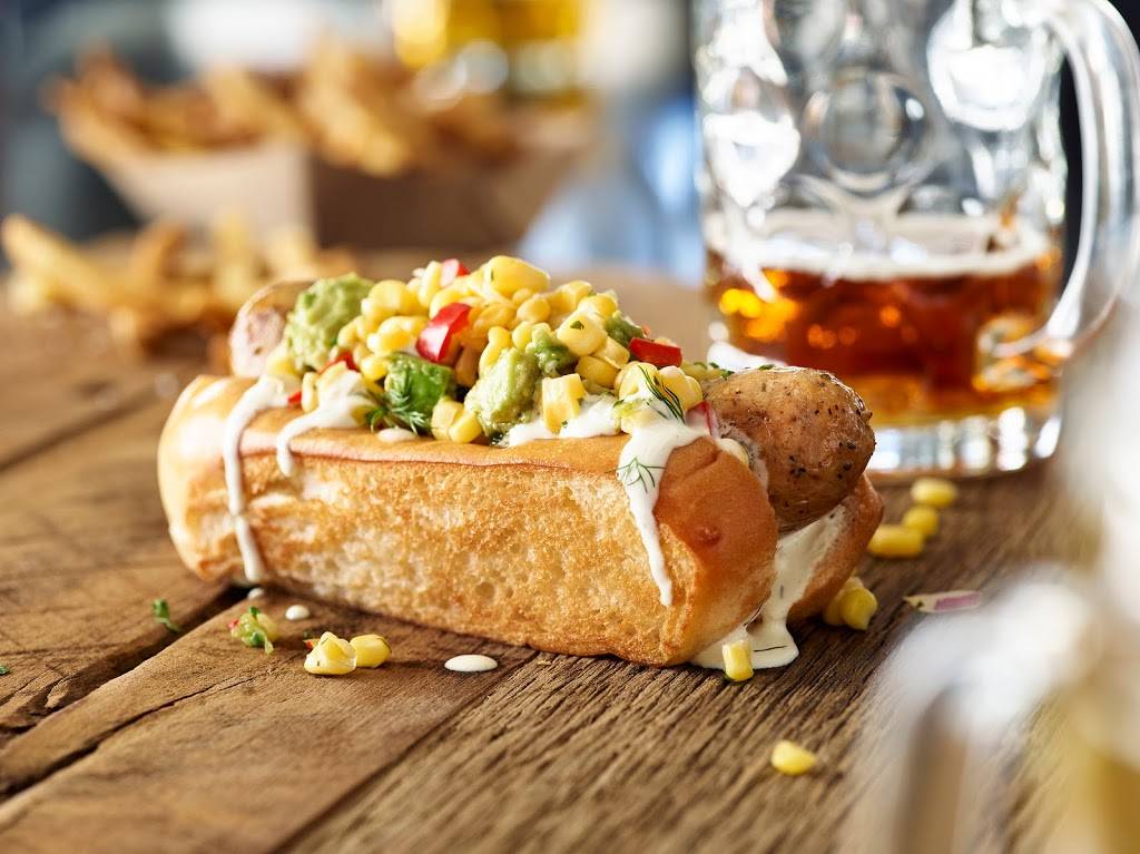 Von Elrods Beer Hall & Kitchen | restaurant | 1004 4th Ave N, Nashville, TN 37219, USA | 6158661620 OR +1 615-866-1620