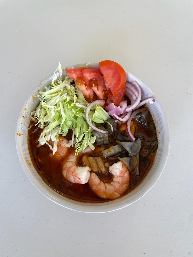 Mariscos El Yori | restaurant | 2730 W Van Buren St, Phoenix, AZ 85009, USA | 6027574029 OR +1 602-757-4029