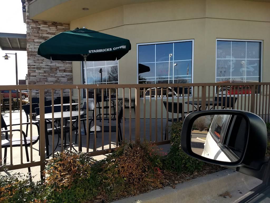 Starbucks | cafe | 911 Holiday Dr, Ardmore, OK 73401, USA | 5802265057 OR +1 580-226-5057