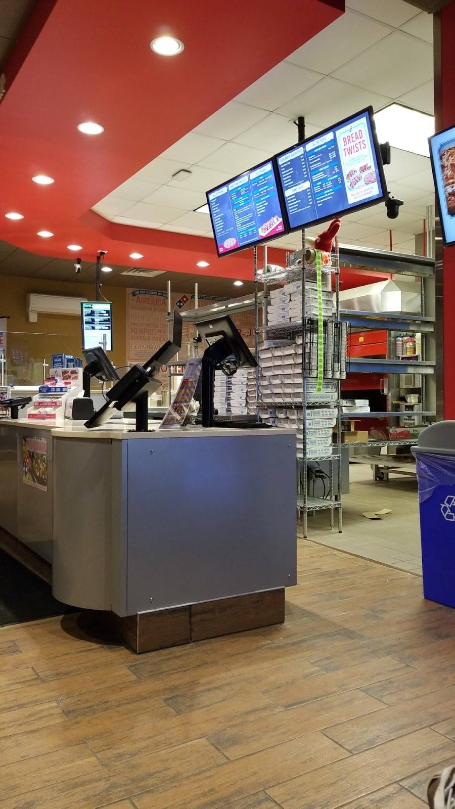 Dominos Pizza | meal delivery | 111 E Broad St, Souderton, PA 18964, USA | 2157238380 OR +1 215-723-8380