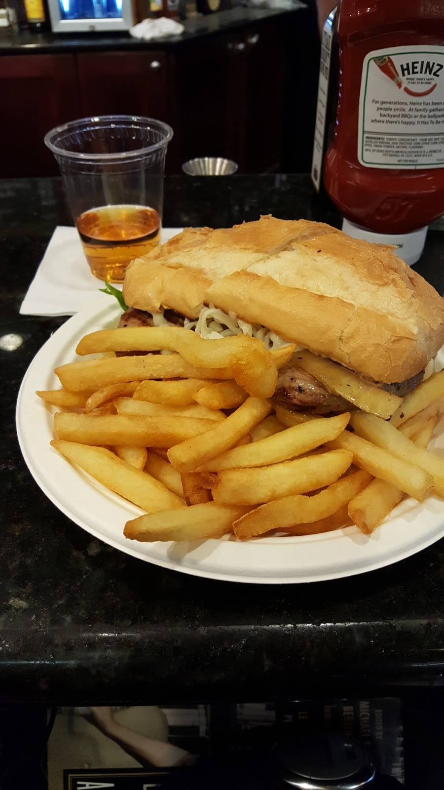 O’Briens Restaurant & Bar | restaurant | 10000 W OHare Ave, Chicago, IL 60666, USA | 7734620700 OR +1 773-462-0700