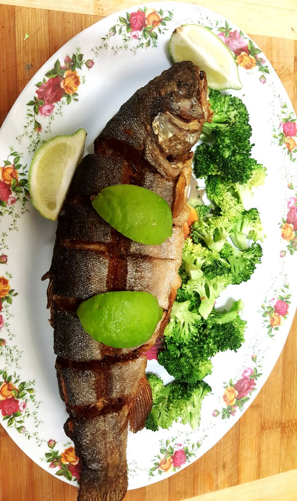 Marathon | restaurant | 1043 S Fairfax Ave, Los Angeles, CA 90019, USA | 3239384243 OR +1 323-938-4243