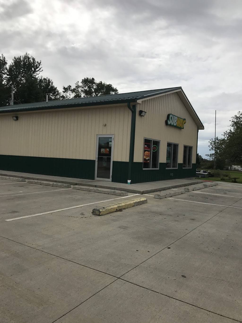 Subway Restaurants | restaurant | 10212 OH-159, Kingston, OH 45644, USA | 7406421000 OR +1 740-642-1000
