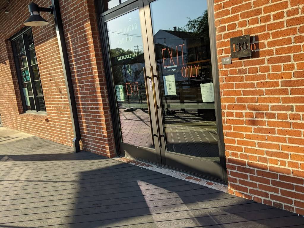 Starbucks | cafe | 1200 R St, Sacramento, CA 95811, USA | 9165545424 OR +1 916-554-5424