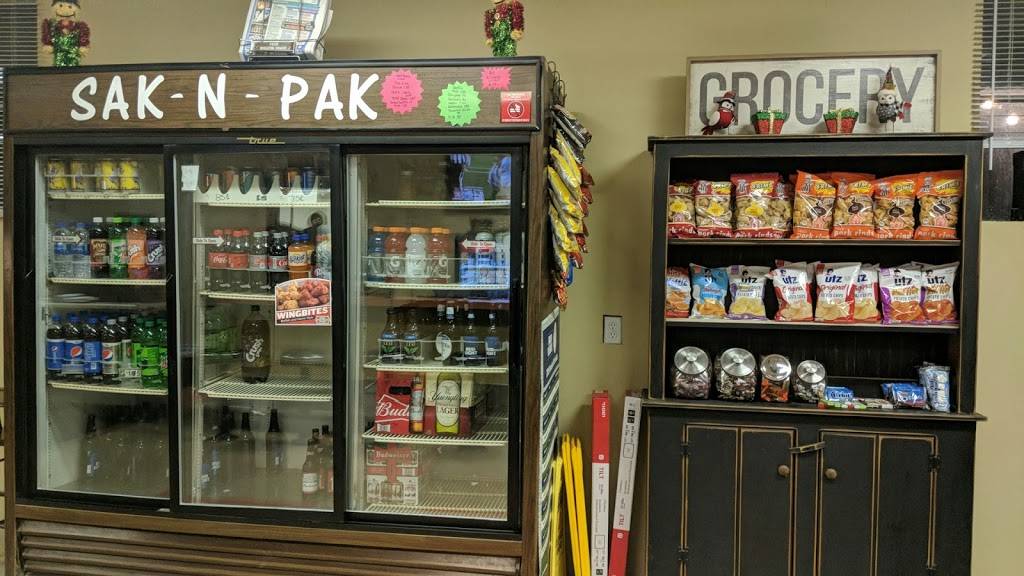 McFanns Sak N Pak | restaurant | 2594 Paw Paw Creek Rd, Rivesville, WV 26588, USA | 3042782020 OR +1 304-278-2020