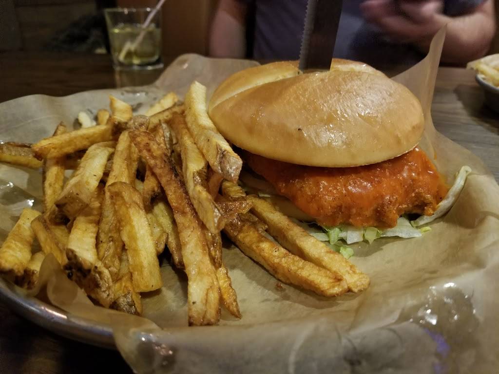 Primanti Bros. | restaurant | 5800 MillCreek Mall, Erie, PA 16565, USA | 8145285434 OR +1 814-528-5434