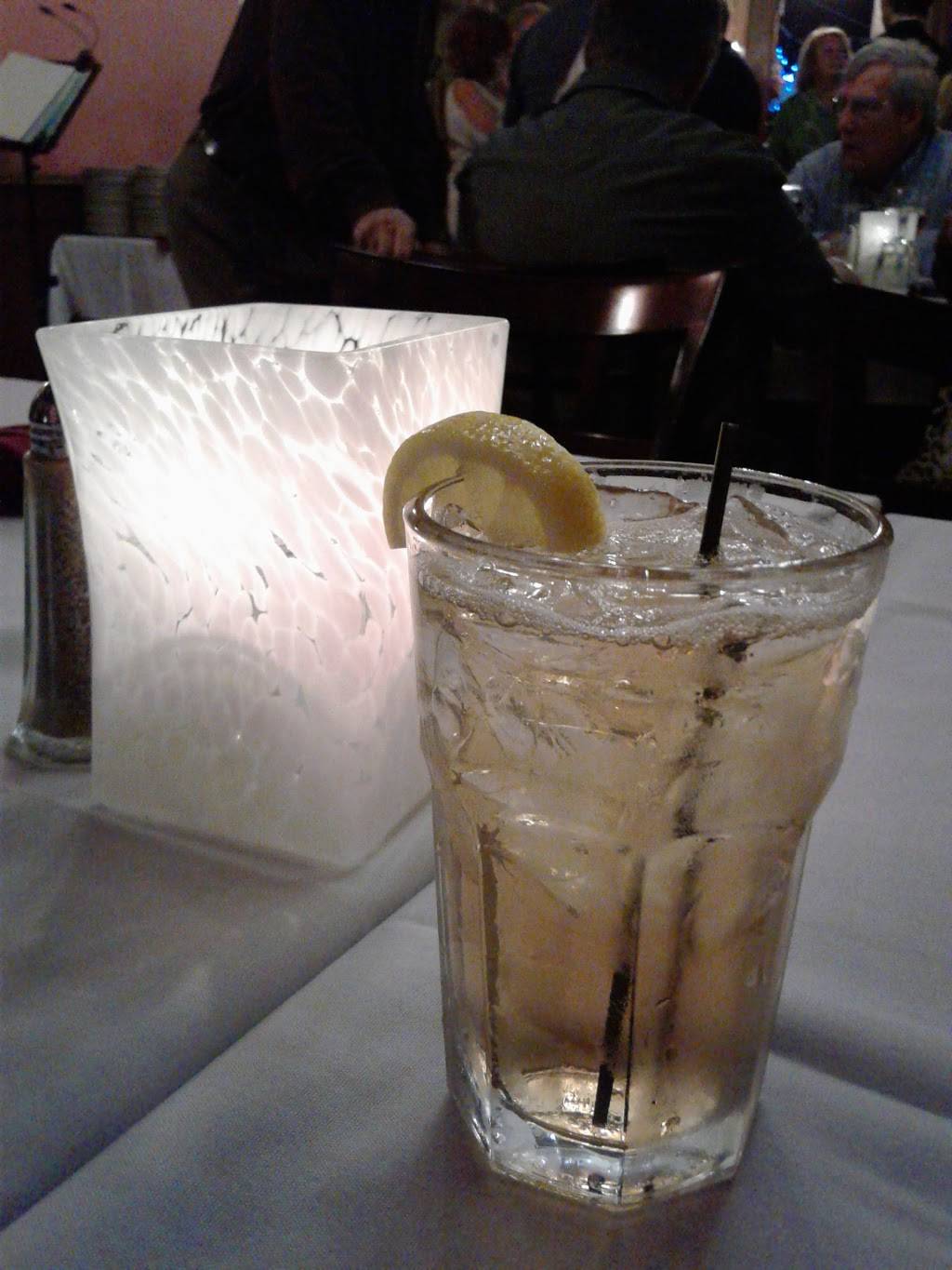 Twisted Vine Restaurant | restaurant | 285 Main St, Derby, CT 06418, USA | 2037342462 OR +1 203-734-2462