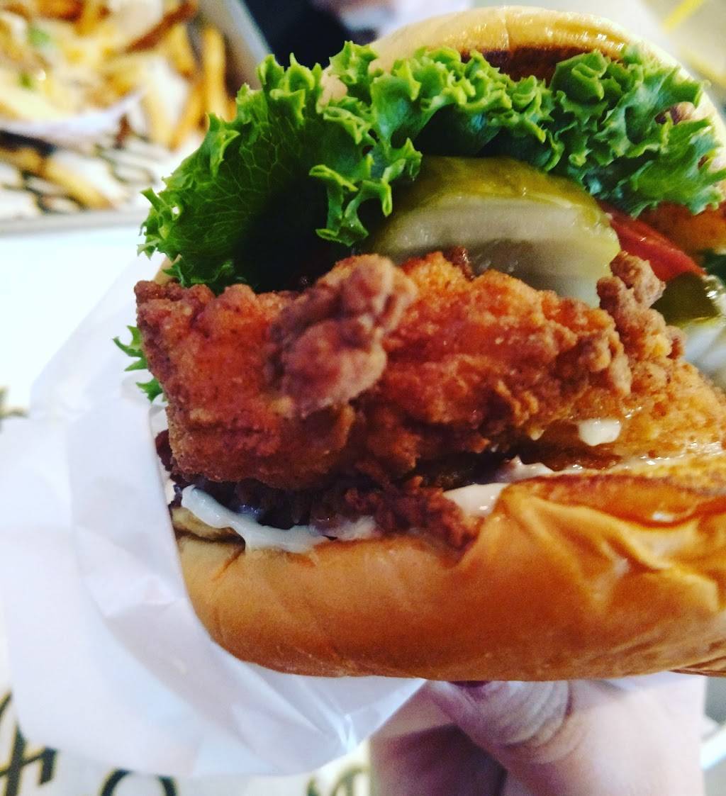 Super Chix | restaurant | 9169 Dallas Pkwy Suite 100, Frisco, TX 75034, USA | 4698884145 OR +1 469-888-4145