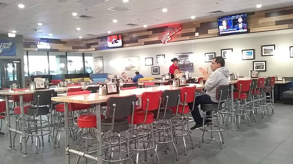 Fuddruckers | restaurant | 4311 E Colonial Dr, Orlando, FL 32803, USA | 4078261093 OR +1 407-826-1093