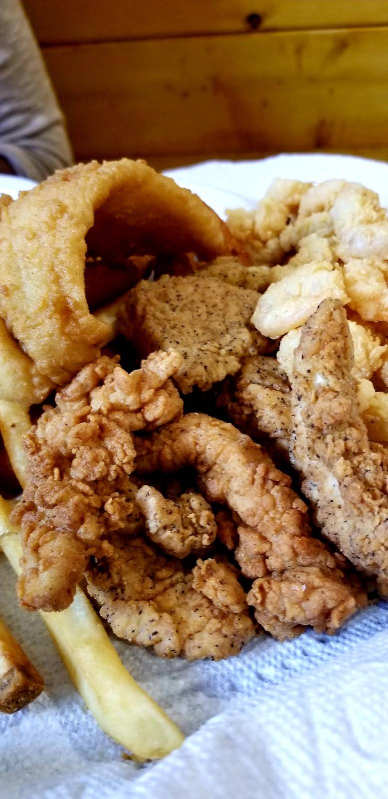 Riverside Fish House | restaurant | 1341 Dallas Stanley Hwy, Dallas, NC 28034, USA | 7049228360 OR +1 704-922-8360