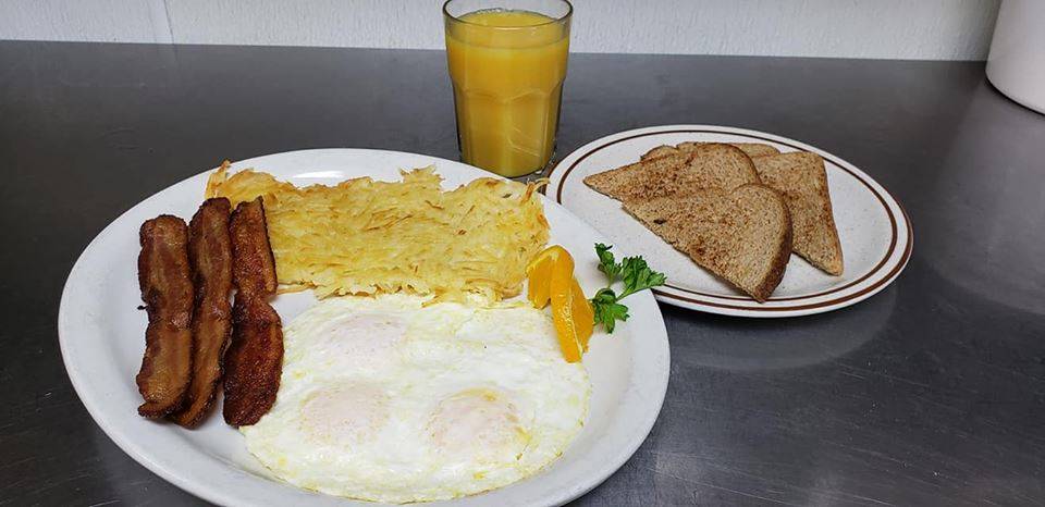 Grandmas Cafe | restaurant | 9 Treasure Lake Rd, Branson, MO 65616, USA | 4173352300 OR +1 417-335-2300