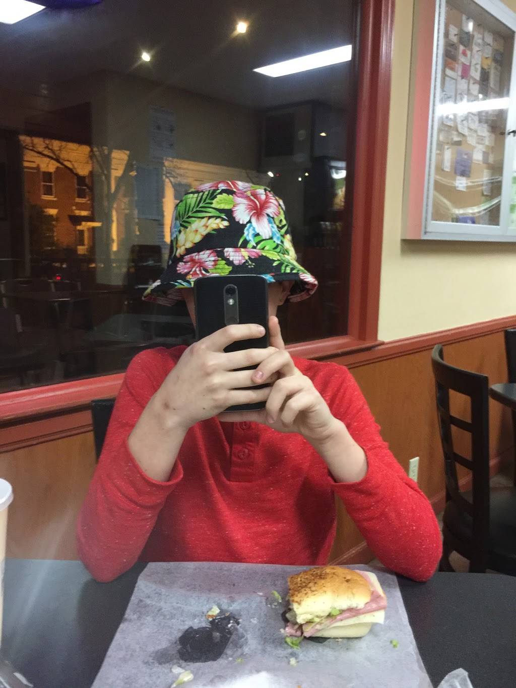 Blimpie | meal delivery | 105 N College St, Hamilton, GA 31811, USA | 7066284077 OR +1 706-628-4077