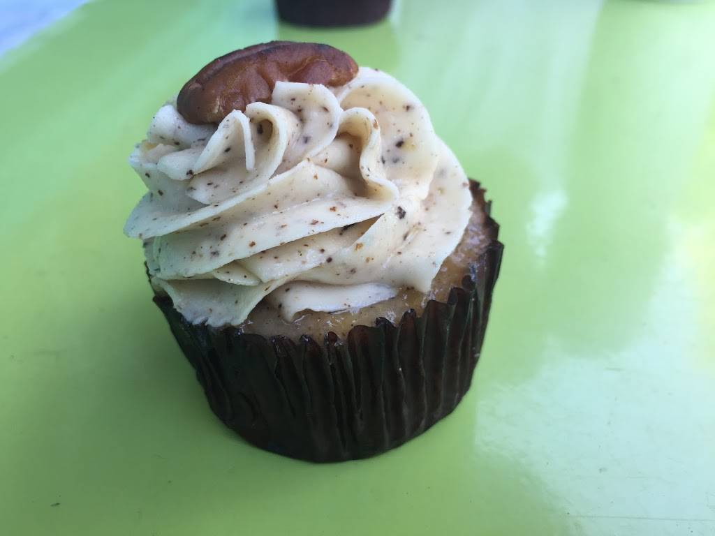 Kandy Cakes | restaurant | 47 York St, Stratford, ON N5A 1A1, Canada | 5195083835 OR +1 519-508-3835