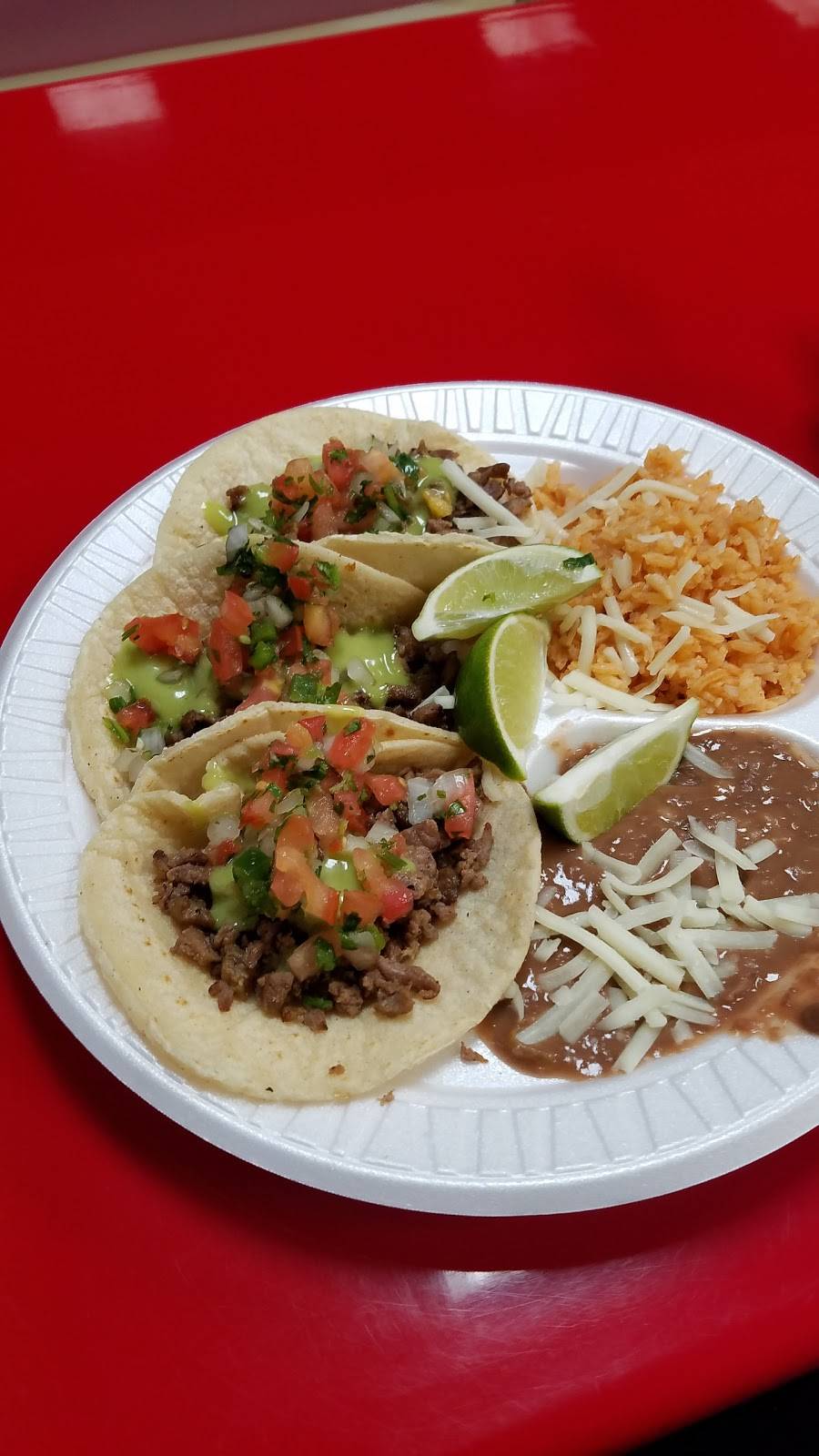Daniels Tacos | restaurant | 8905 Glenoaks Blvd, Sun Valley, CA 91352, USA | 8187677250 OR +1 818-767-7250