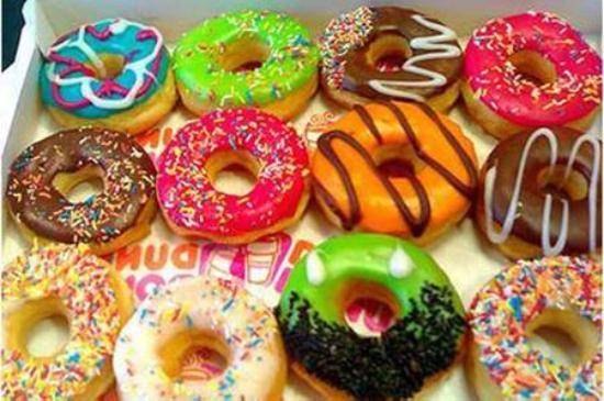 Dunkin | bakery | 1220 E 14th St, Des Moines, IA 50316, USA | 5152666782 OR +1 515-266-6782