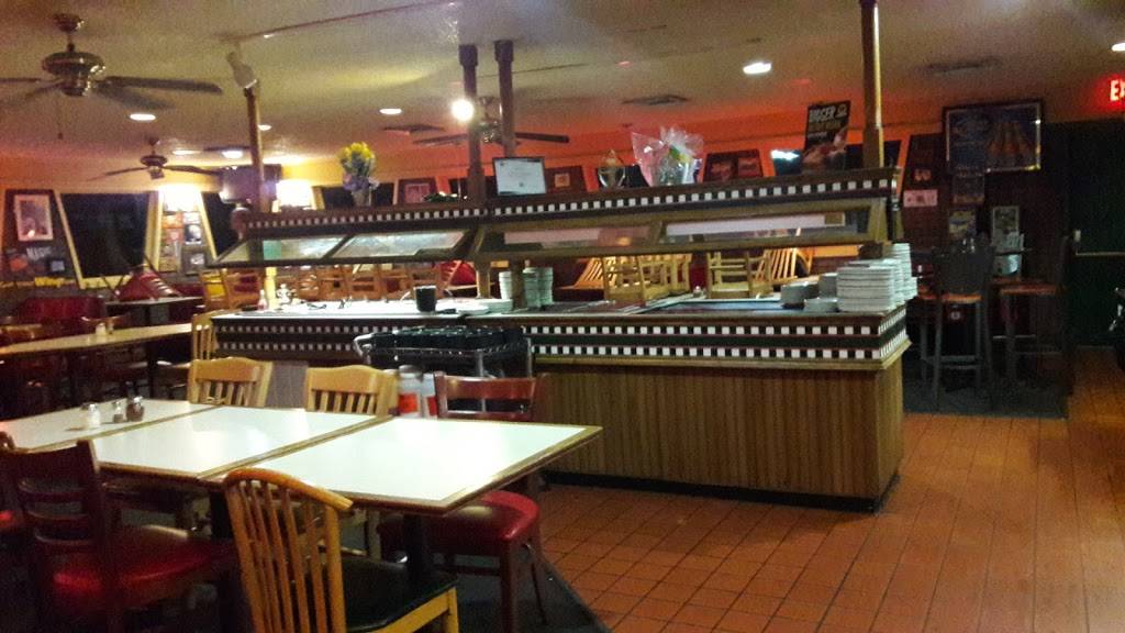 Pizza Hut | meal takeaway | 127 W E Hinson Ave, Haines City, FL 33844, USA | 8634225945 OR +1 863-422-5945