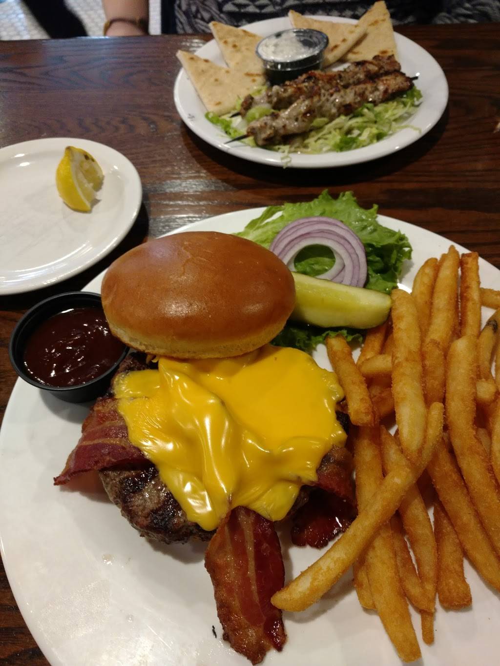 City Tavern | restaurant | 9550 Center St, Manassas, VA 20110, USA | 7033300076 OR +1 703-330-0076