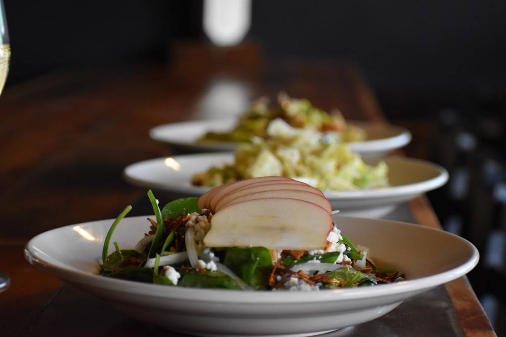 Tony And Nicks Italian Kitchen | restaurant | 162 Canal St, Ellenville, NY 12428, USA | 8456478669 OR +1 845-647-8669