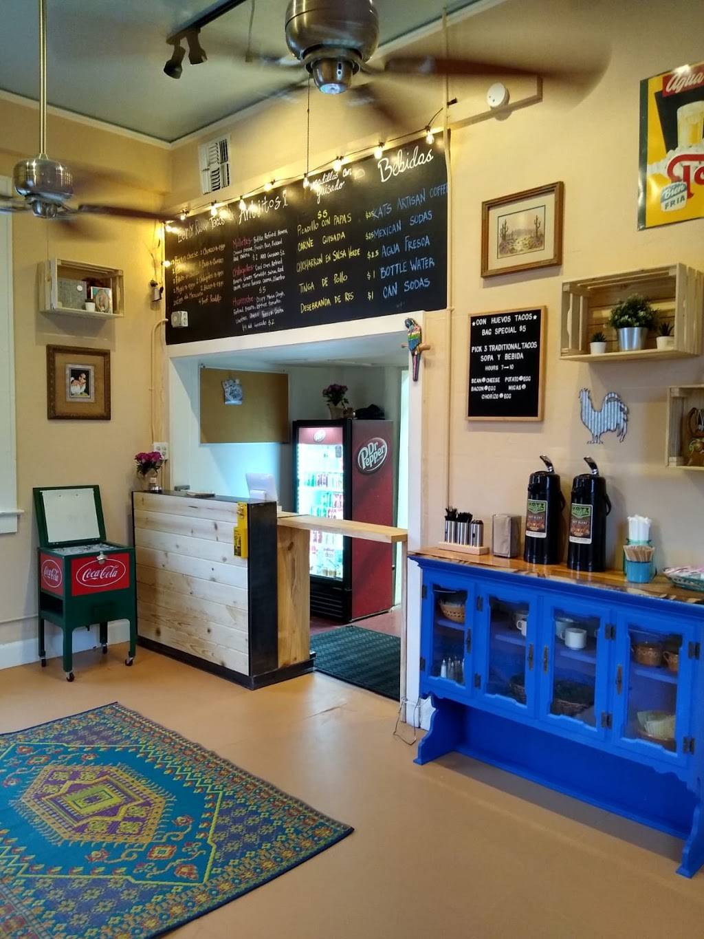 Con Huevos Tacos | restaurant | 1629 E Houston St, San Antonio, TX 78202, USA | 2102299295 OR +1 210-229-9295