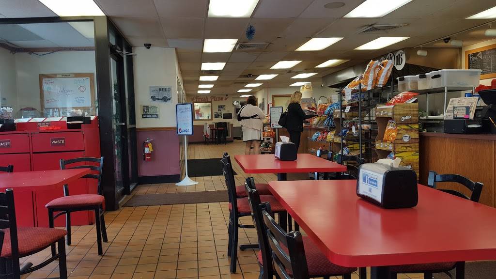 Hansens Dairy & Deli | meal takeaway | 620 Gray St, Green Bay, WI 54303, USA | 9204994800 OR +1 920-499-4800