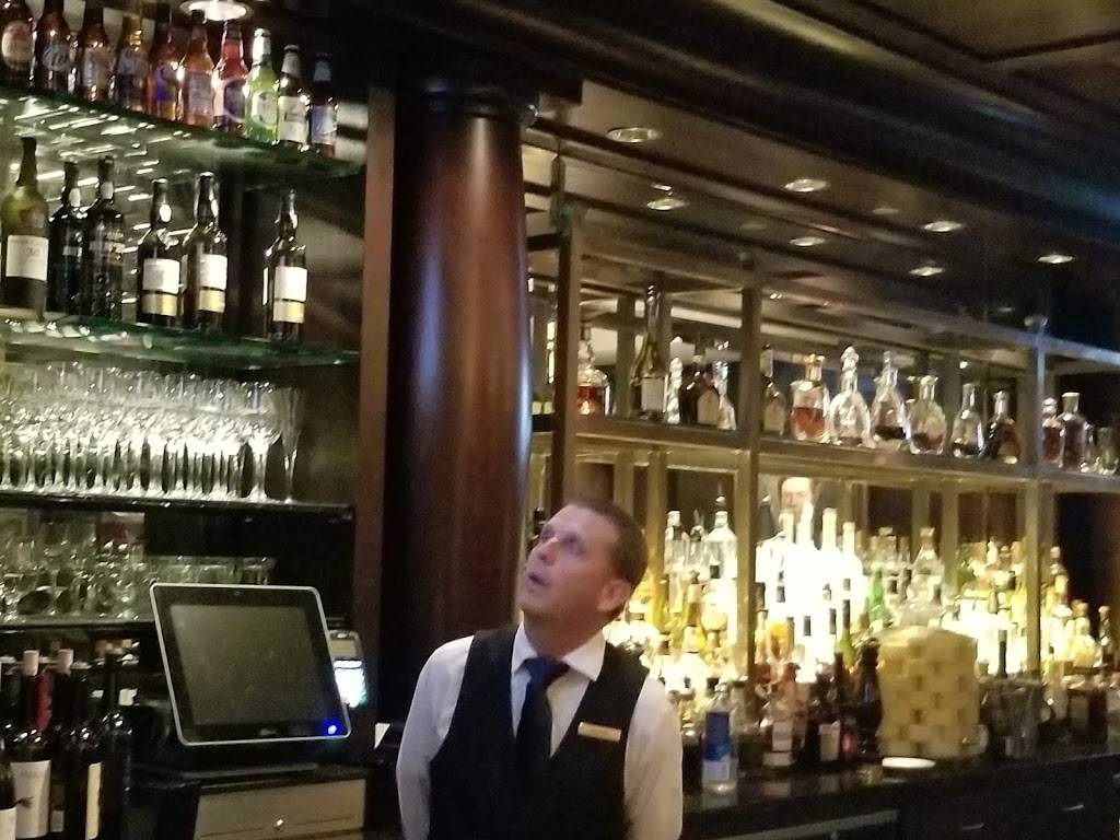 The Capital Grille | restaurant | 6000 Glades Rd, Boca Raton, FL 33431, USA | 5613681077 OR +1 561-368-1077