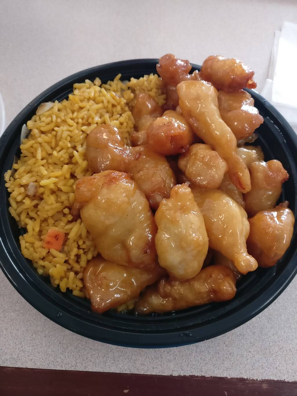 Golden China Restaurant | restaurant | 300 E Hughes Rd, Madison, AL 35758, USA | 2564610880 OR +1 256-461-0880