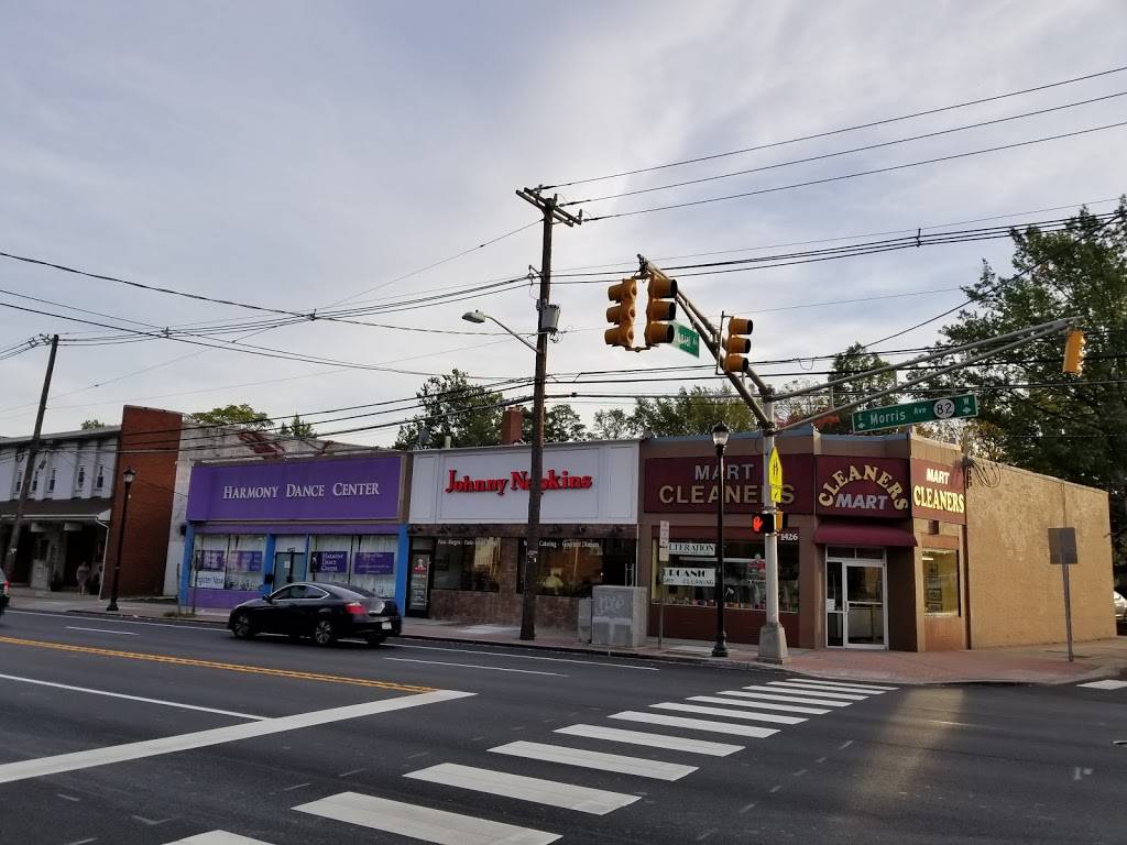 Johnny Napkins | restaurant | 1424 Morris Ave, Union, NJ 07083, USA | 9086887500 OR +1 908-688-7500