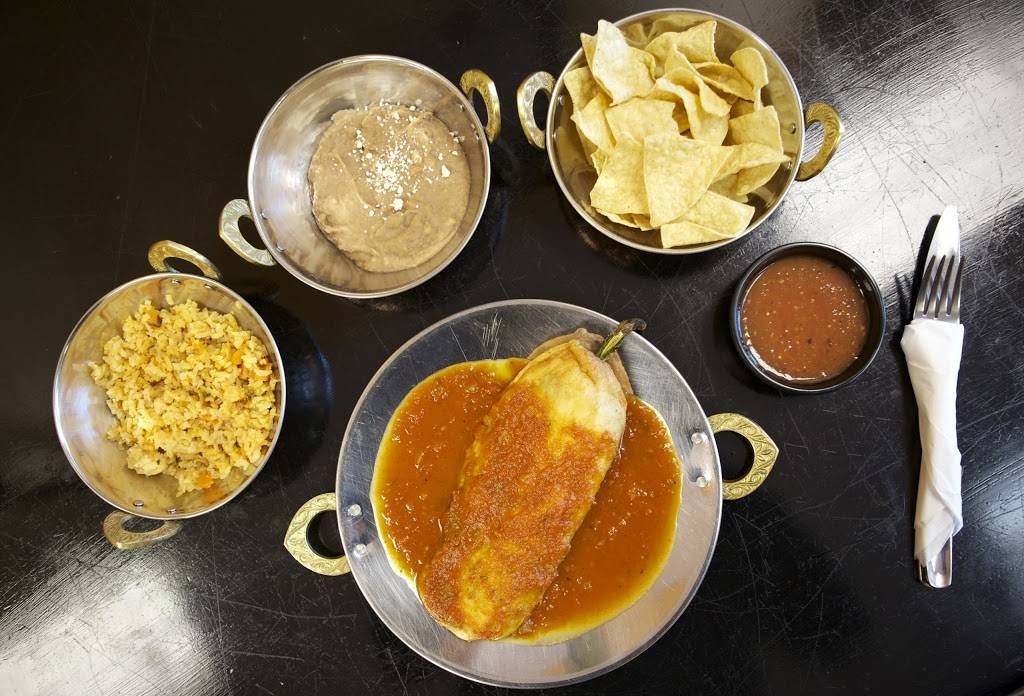 Las Cazuelas | restaurant | 9711 S Eastern Ave H8, Las Vegas, NV 89183, USA | 7028370204 OR +1 702-837-0204