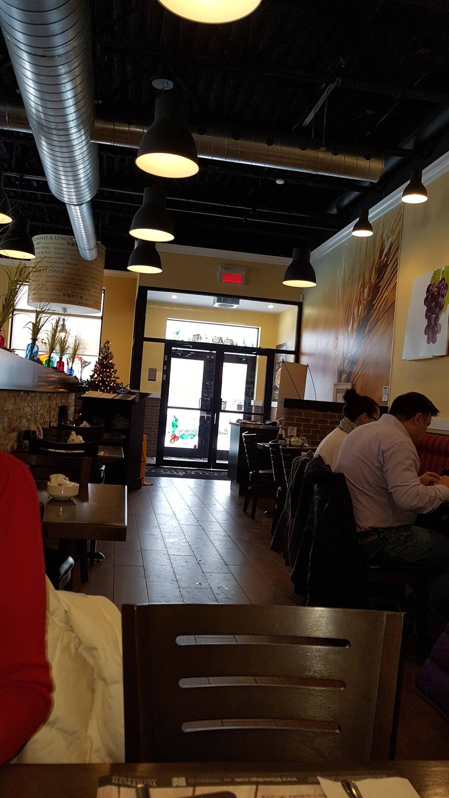 Tutti Frutti déjeuner et diner | restaurant | 425 Chemin Vanier, Gatineau, QC J9J 3H9, Canada | 8195573868 OR +1 819-557-3868