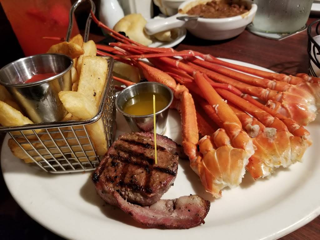 Cool Hand Lukes Steakhouse | restaurant | 955 Shaw Ave, Clovis, CA 93612, USA | 5592977435 OR +1 559-297-7435