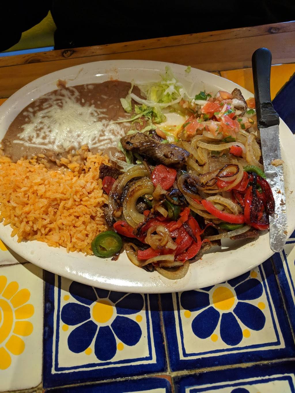 El Tapatio Restaurant | restaurant | 4475 Treat Blvd D, Concord, CA 94521, USA | 9258272413 OR +1 925-827-2413