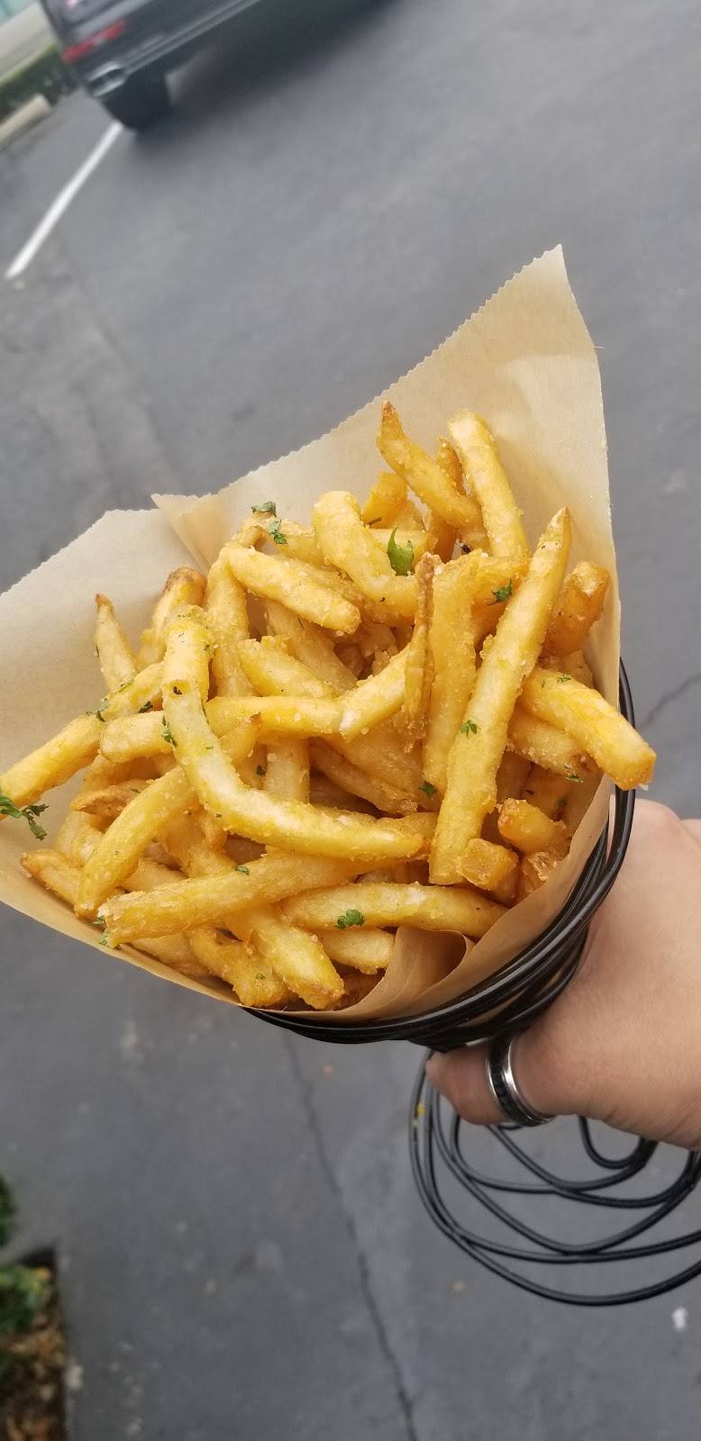 Central Grille | restaurant | 219 S Fair Oaks Ave, Pasadena, CA 91105, USA | 6264494499 OR +1 626-449-4499