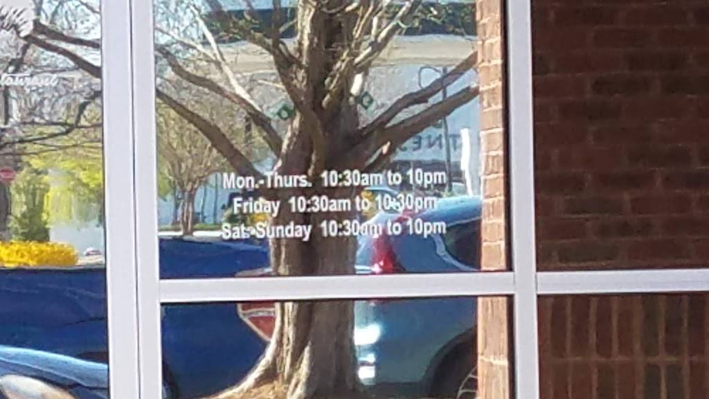 El Lobo | restaurant | 1301 E Broad St, Fuquay-Varina, NC 27526, USA | 9195579540 OR +1 919-557-9540