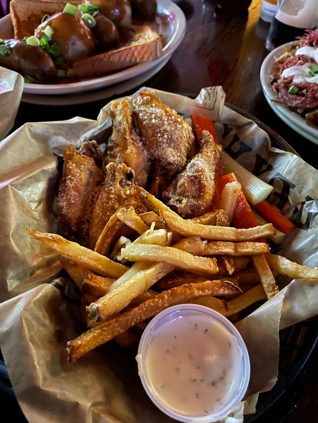 Kellys Irish Pub | restaurant | 101 E Morningside Dr, South Padre Island, TX 78597, USA | 9564335380 OR +1 956-433-5380