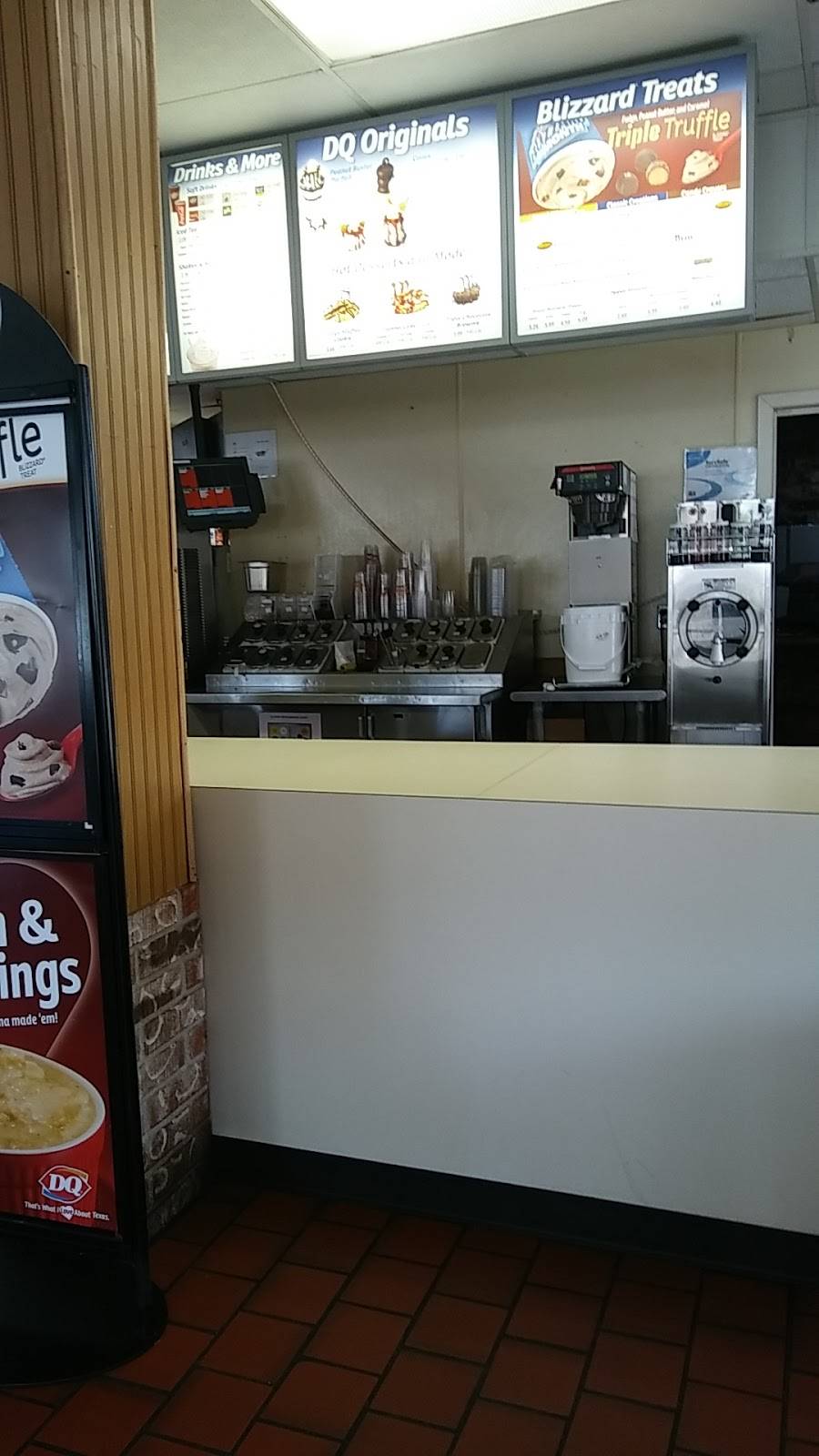 Dairy Queen Store | restaurant | 442 10th St, Hempstead, TX 77445, USA | 9798263316 OR +1 979-826-3316