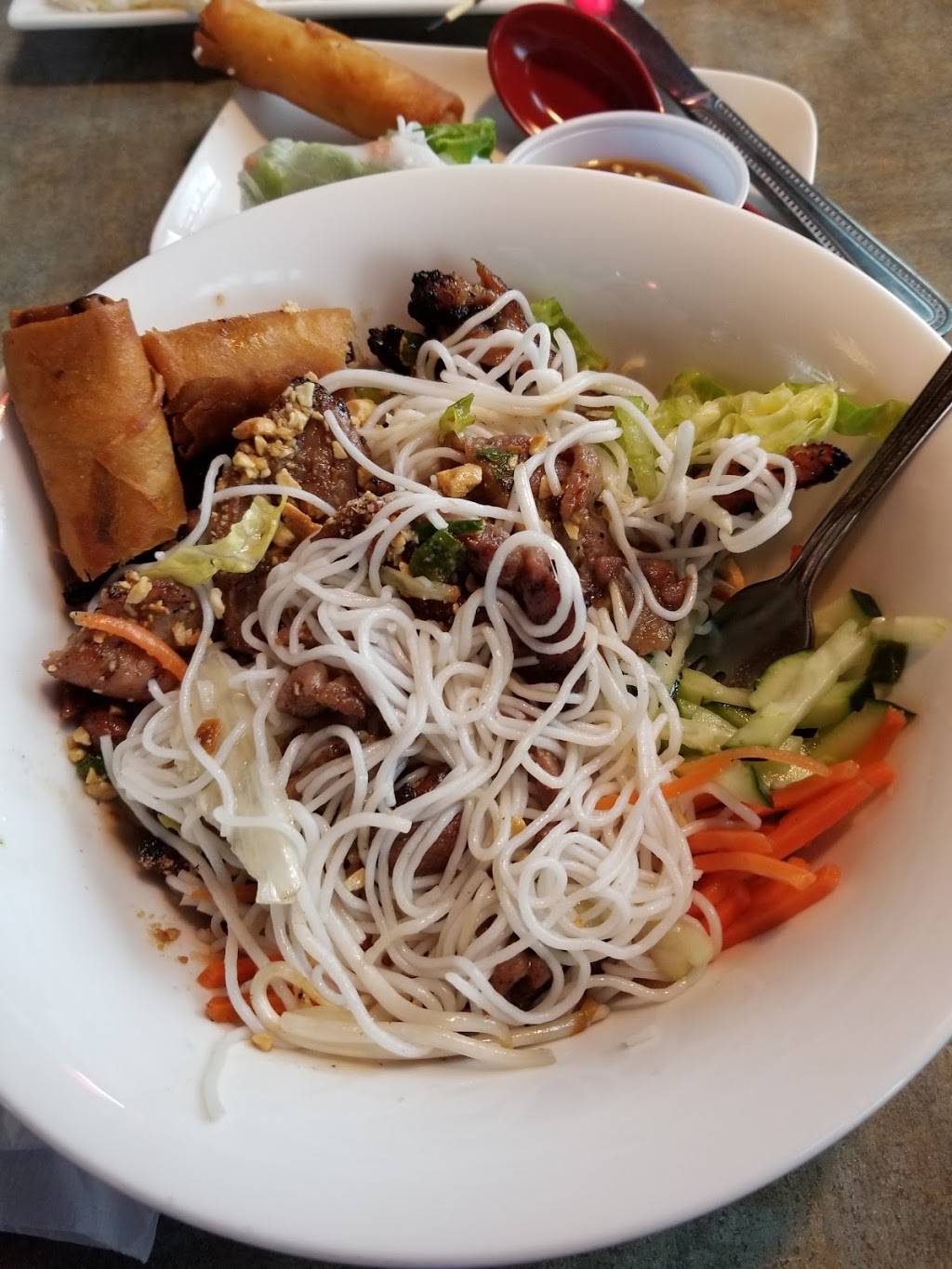 Gogo Pho and Burger | restaurant | 20495 SW Baseline Rd, Beaverton, OR 97006, USA | 5035319988 OR +1 503-531-9988