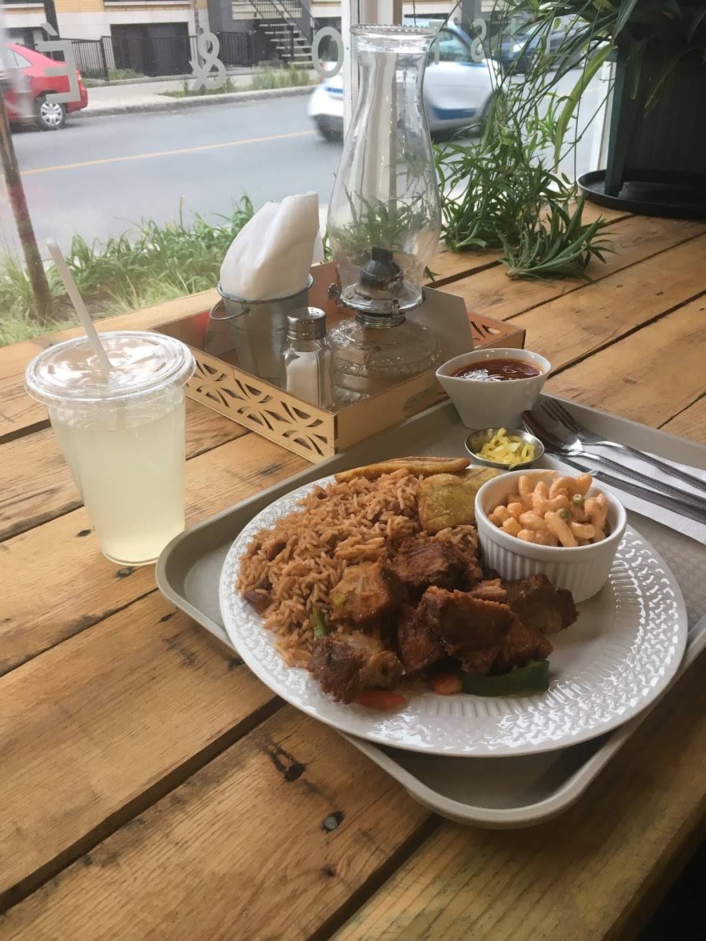 SHANDMAS | restaurant | 2727 Rue Ontario E, Montréal, QC H2K 1X2, Canada | 5144475243 OR +1 514-447-5243