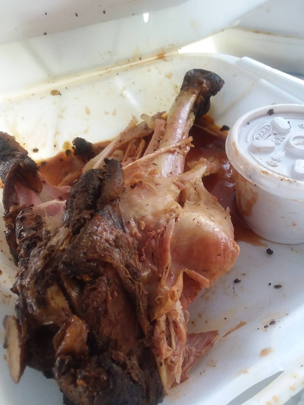 Big Daddys Bar-B-Que | restaurant | 1020 N State St, San Jacinto, CA 92583, USA | 9516541923 OR +1 951-654-1923