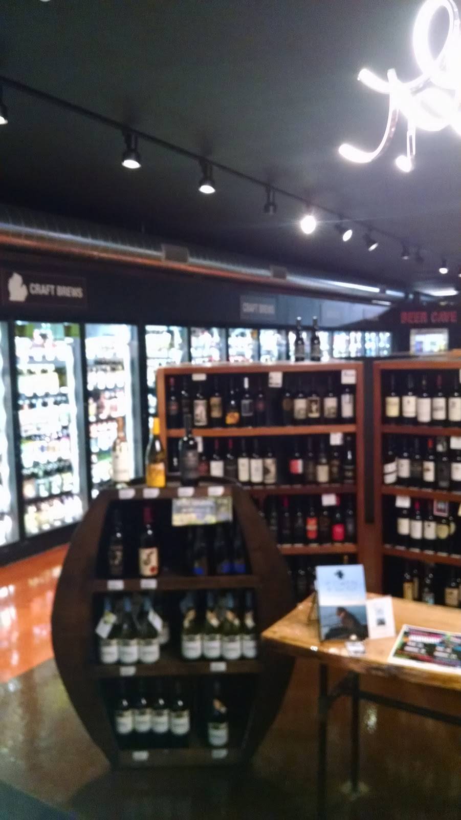 Waypoint Dock & Spirits | restaurant | 187 S 3rd Ave, Fruitport, MI 49415, USA | 2316810413 OR +1 231-681-0413