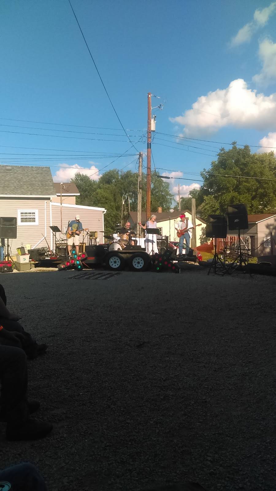 Depot Bar & Grill | restaurant | 201 S Jefferson St, Hartford City, IN 47348, USA | 7653489909 OR +1 765-348-9909