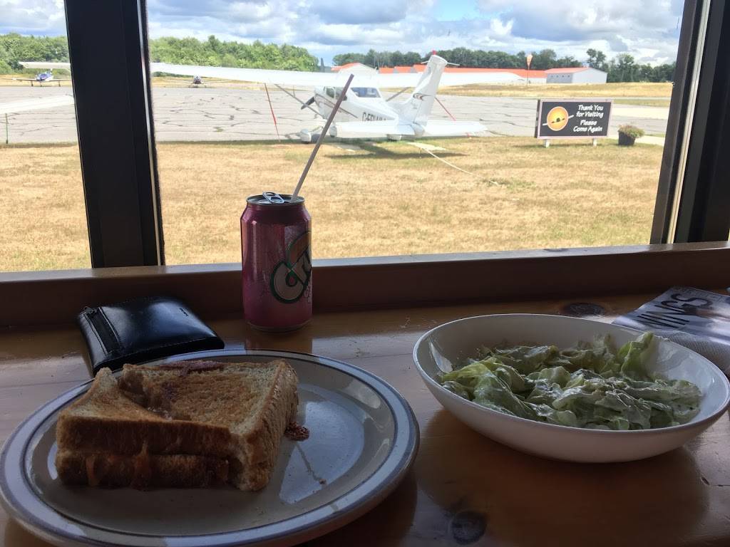 Wings Cafe | restaurant | 97 Airport Rd, Parry Sound, ON P2A 2W8, Canada | 7053782897 OR +1 705-378-2897