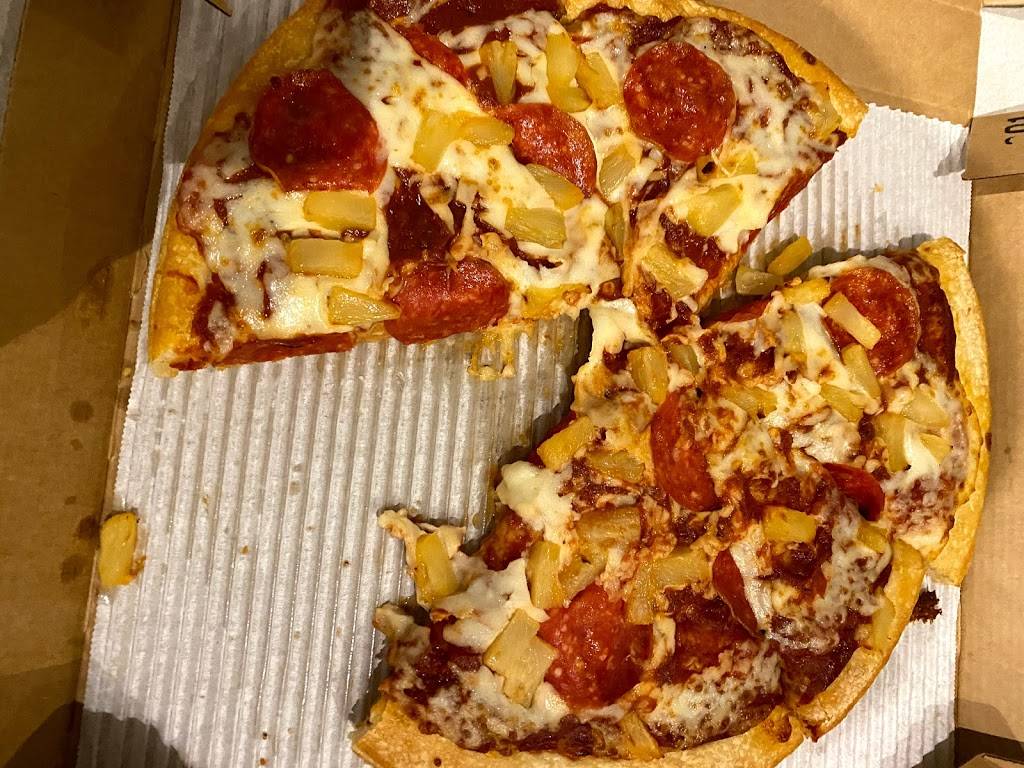 Pizza Hut | meal takeaway | 4655 W 5415 S, Kearns, UT 84118, USA | 8019692400 OR +1 801-969-2400