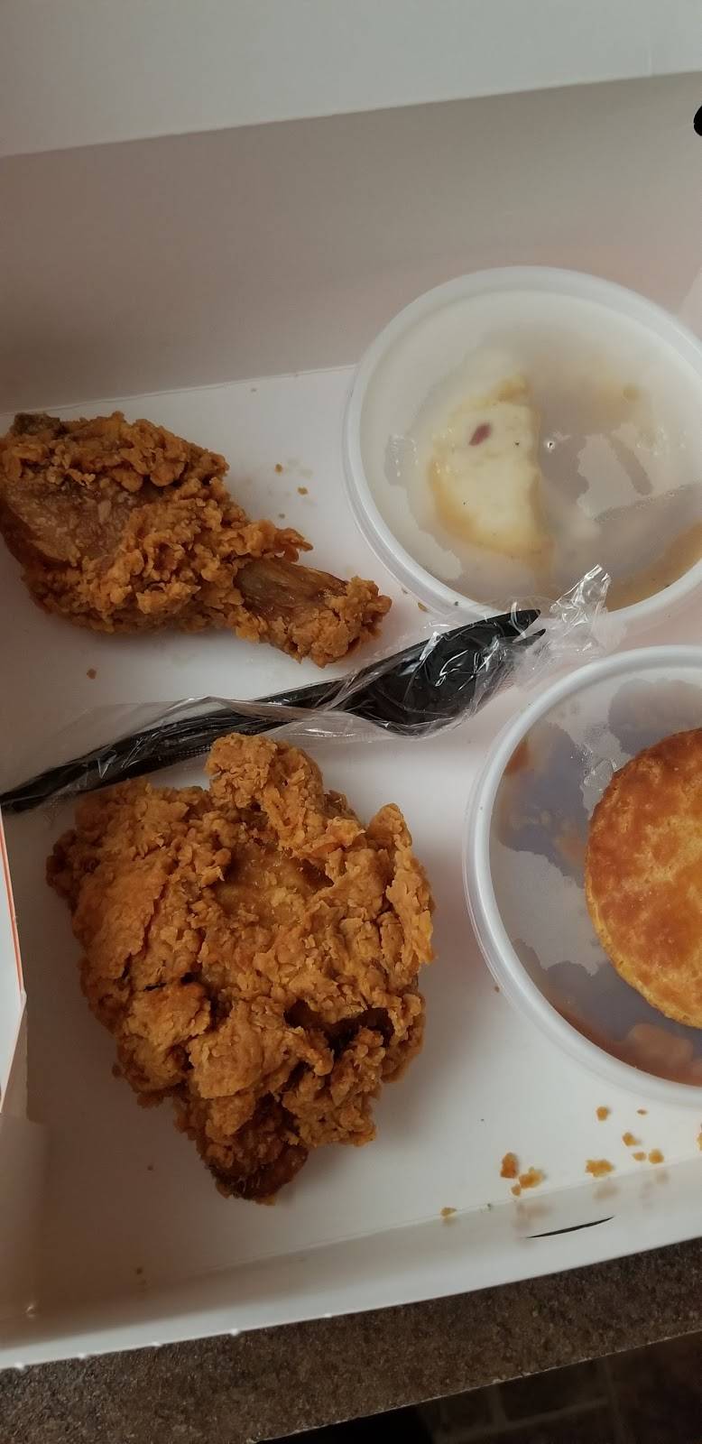 Popeyes Louisiana Kitchen | restaurant | 1109 N Airline Hwy, Gonzales, LA 70737, USA | 2256472838 OR +1 225-647-2838