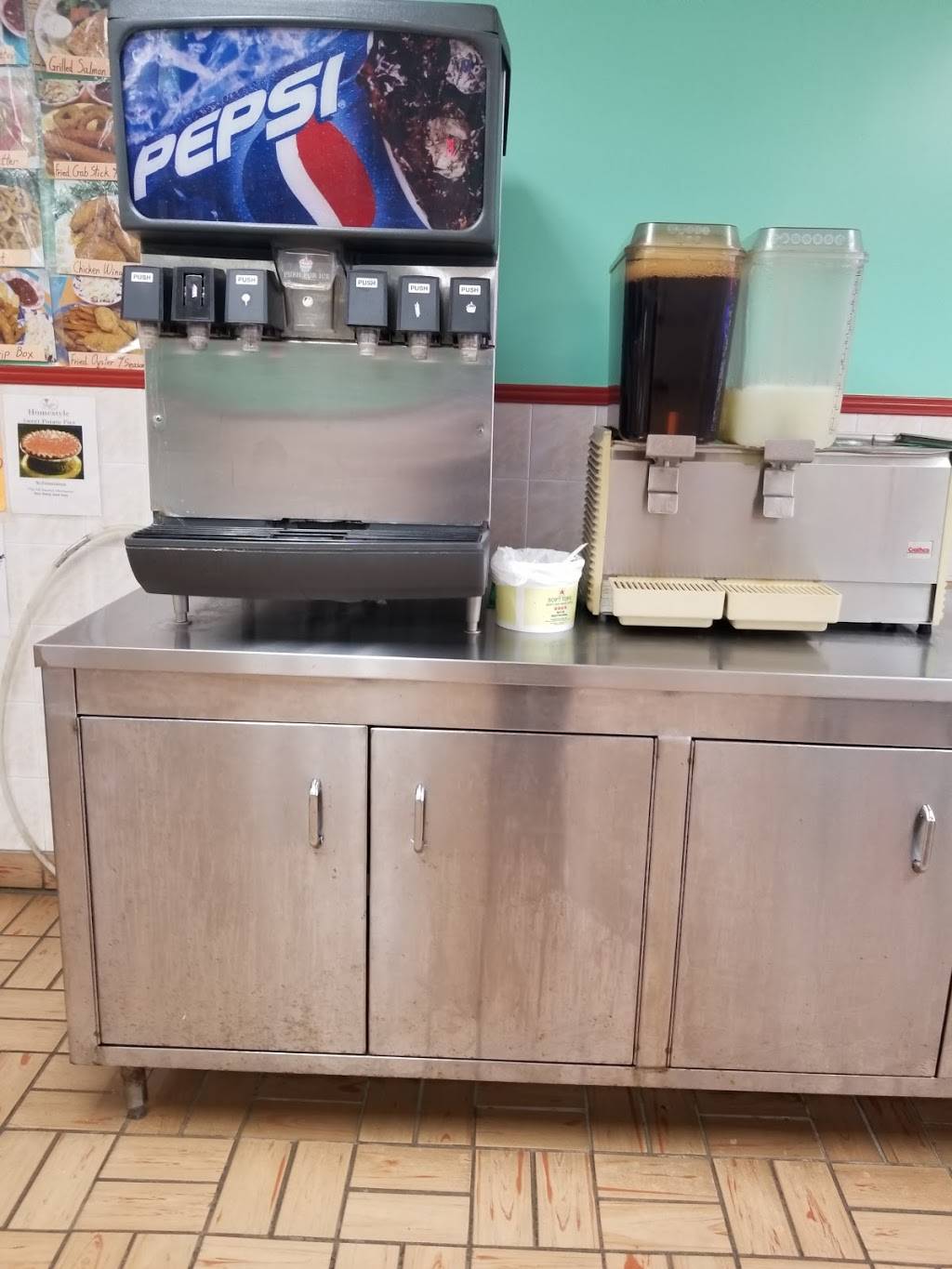 Sea Star Restaurant | restaurant | 5808 Ellerbie St, Lanham, MD 20706, USA | 3017313088 OR +1 301-731-3088