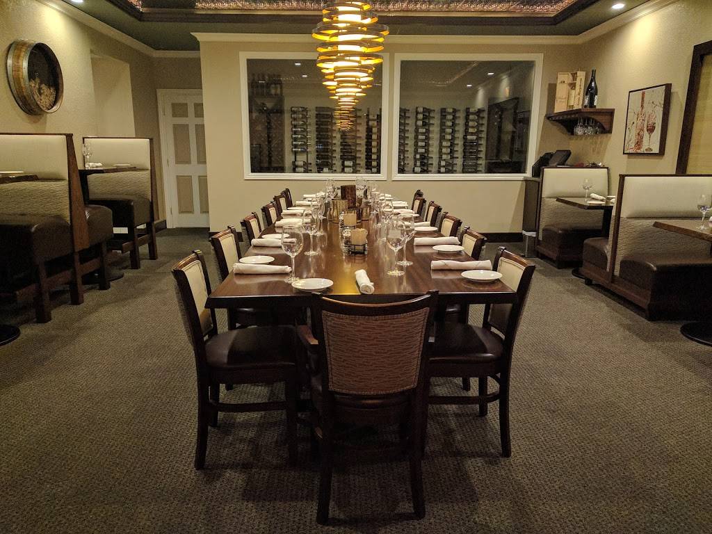 Zephyr Grill & Bar | restaurant | 613 1st St, Brentwood, CA 94513, USA | 9254184708 OR +1 925-418-4708