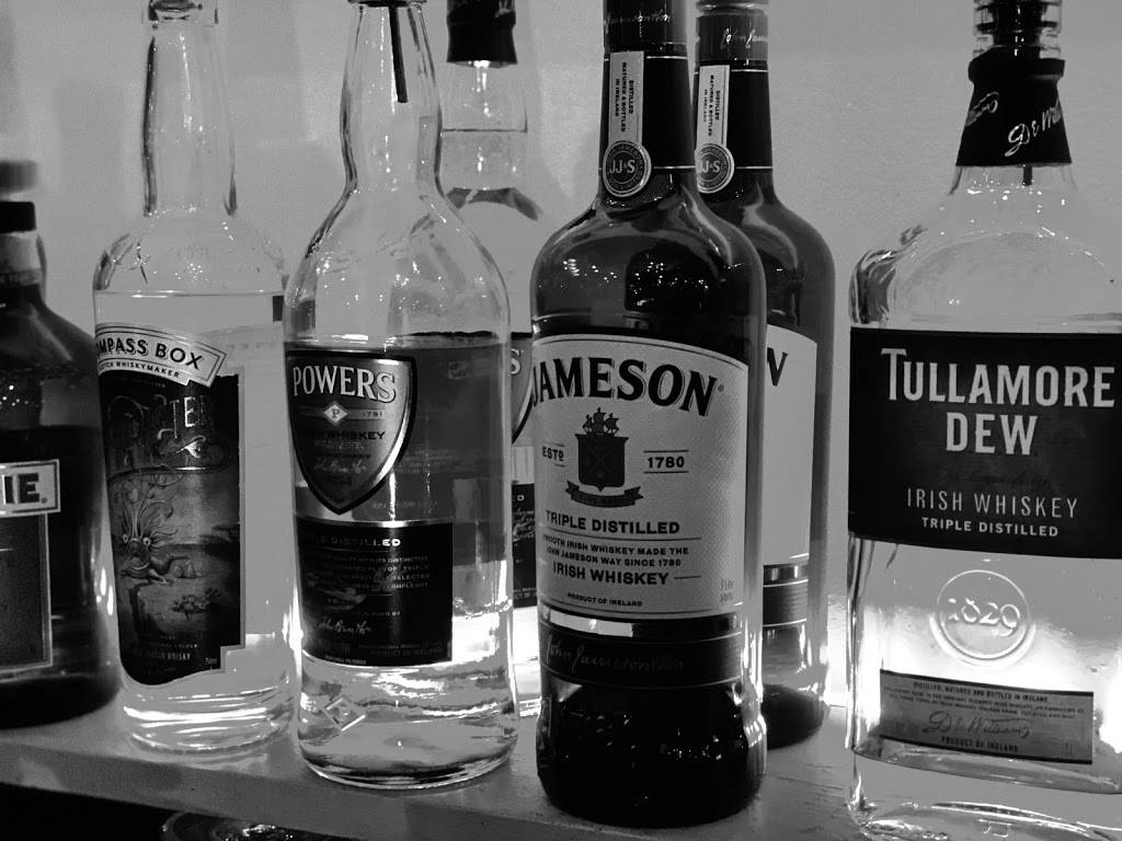 b side | restaurant | 1 Clinton Plaza Dr, Oneonta, NY 13820, USA | 6074322053 OR +1 607-432-2053