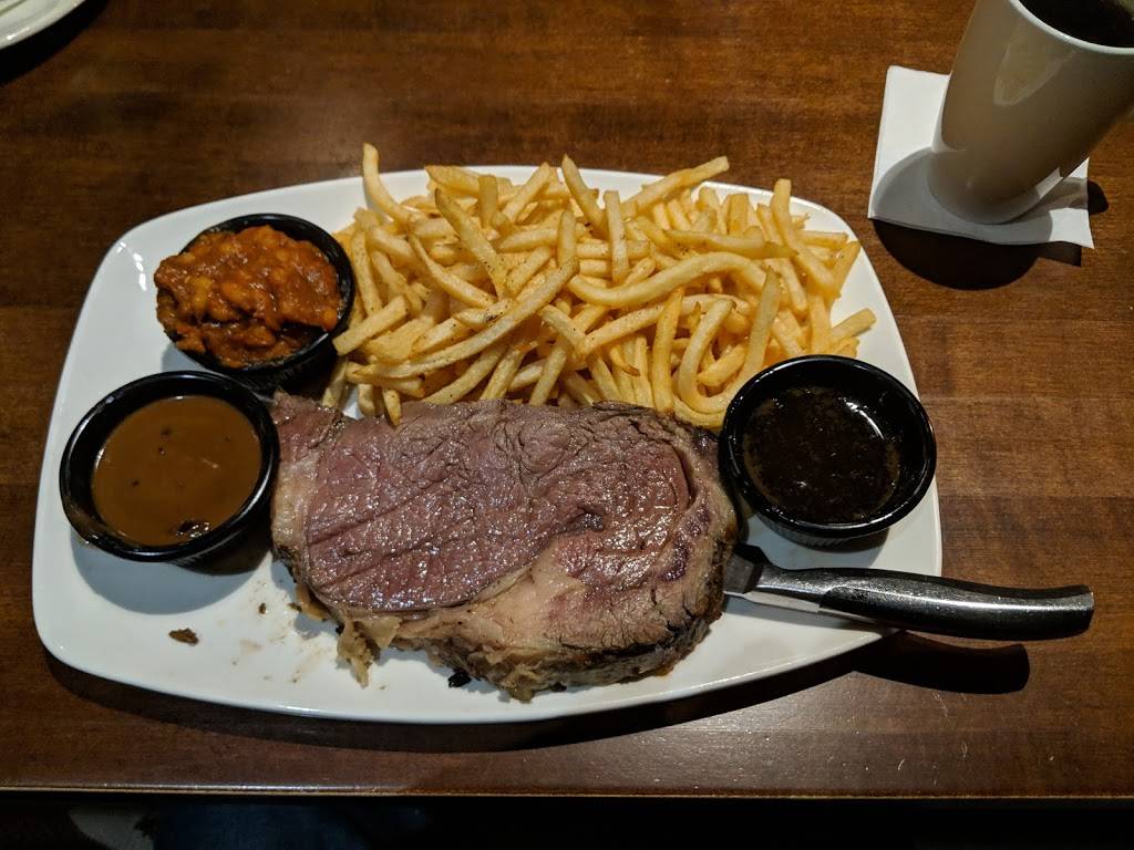 Bâton Rouge Steakhouse & Bar | restaurant | 270 W Hunt Club Rd, Ottawa, ON K2E 0B7, Canada | 6132242570 OR +1 613-224-2570